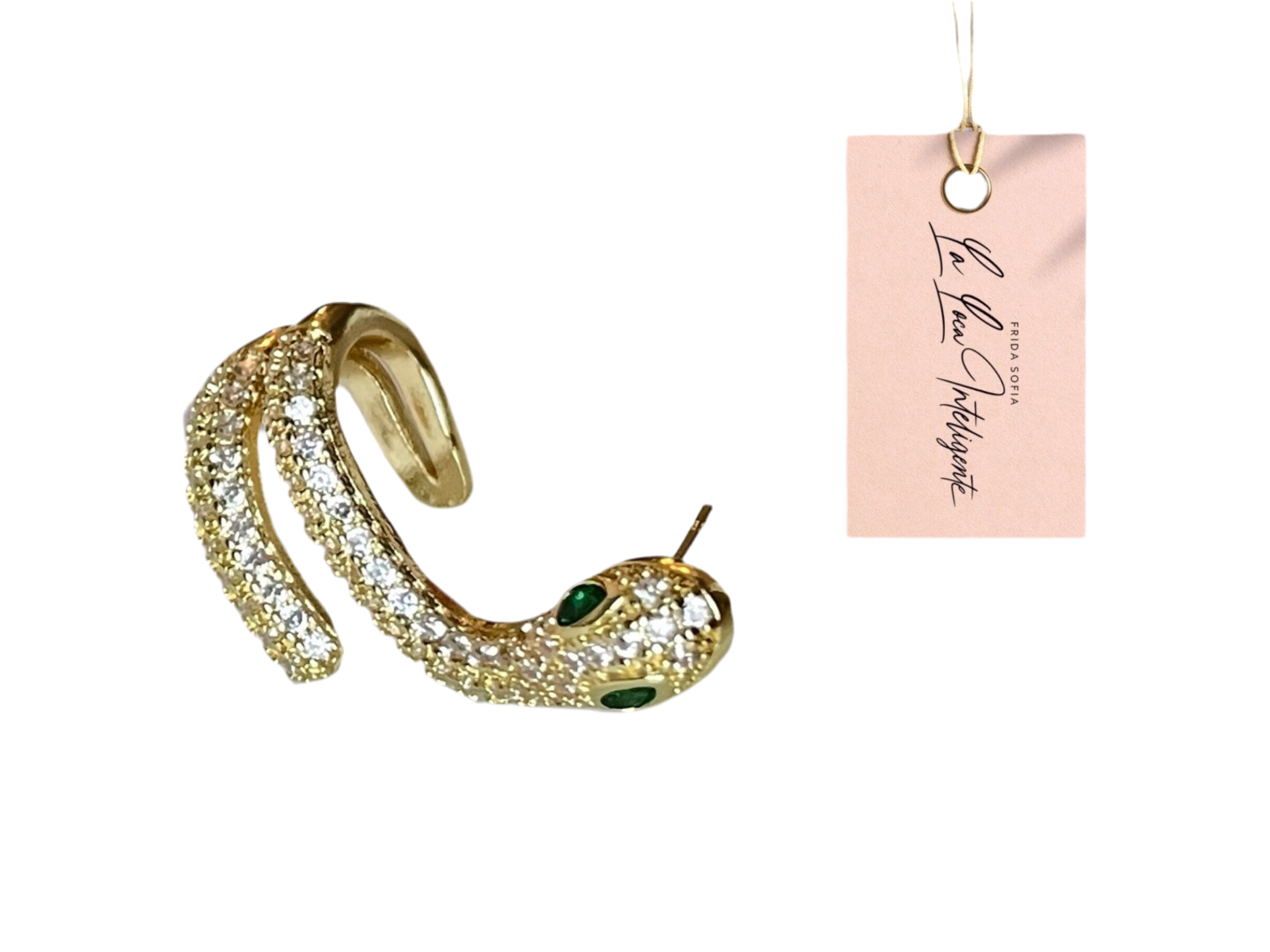 La Doña EAR CLIPcing